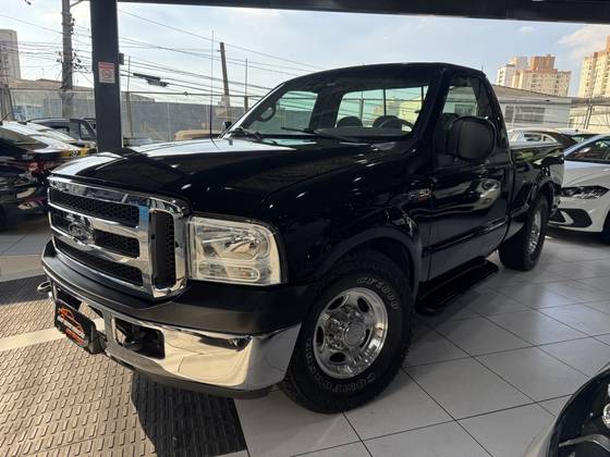 FORD F-250 3.9 XLT 4X2 CS DIESEL 2P MANUAL